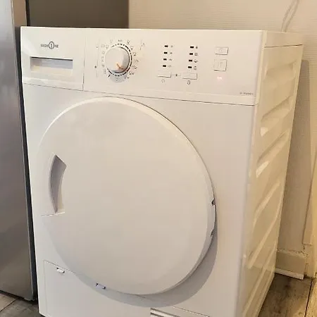 Spacieux - Face A La Gare Et Centre-ville Lejlighed Épinal