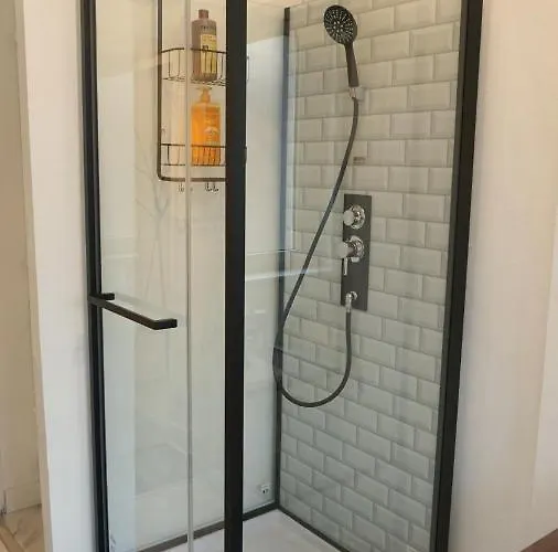 Spacieux - Face A La Gare Et Centre-ville Apartmán